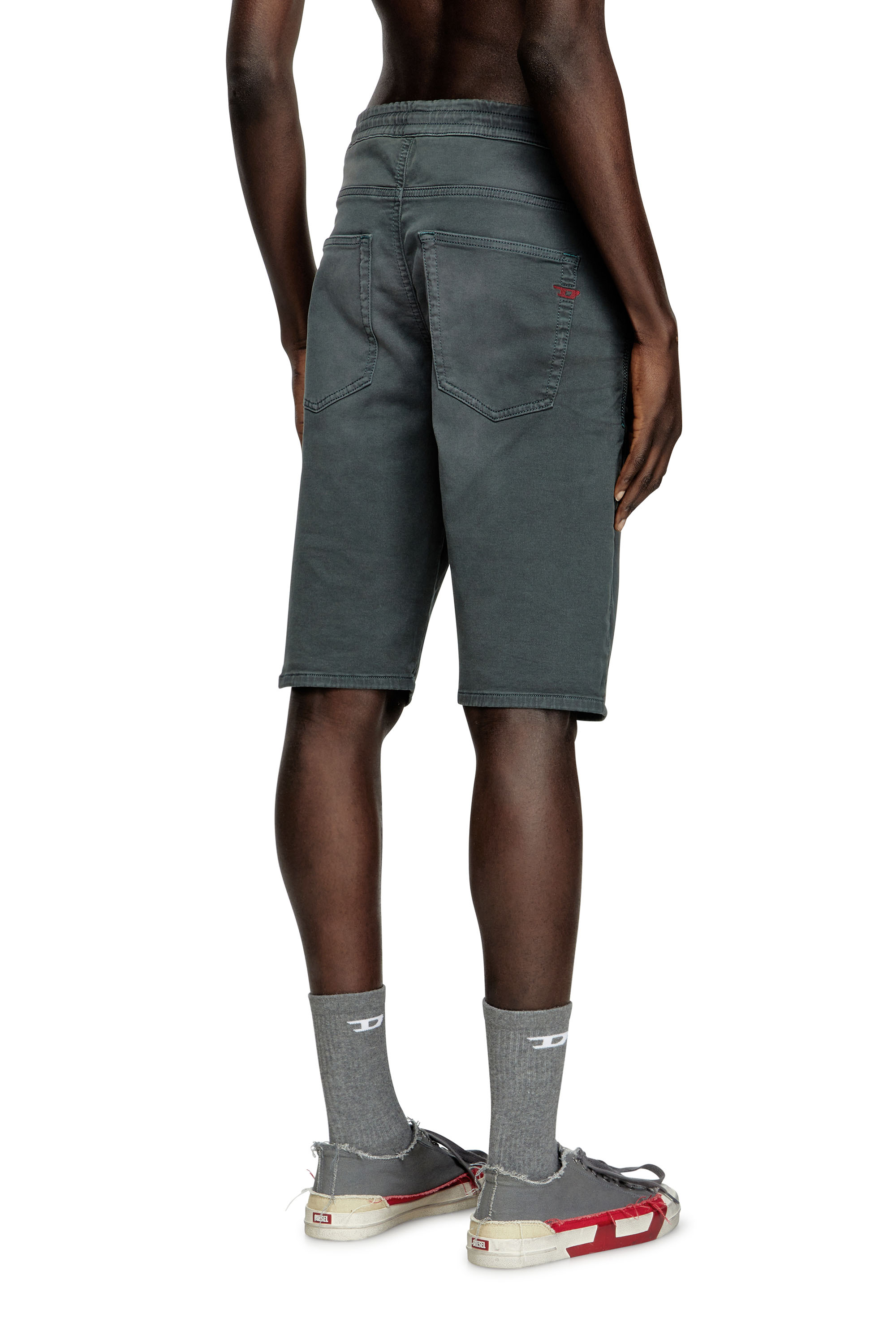 Diesel - 2033 D-KROOLEY-SHORT JOGG, Short chino en JoggJeans Homme in Gris - 2