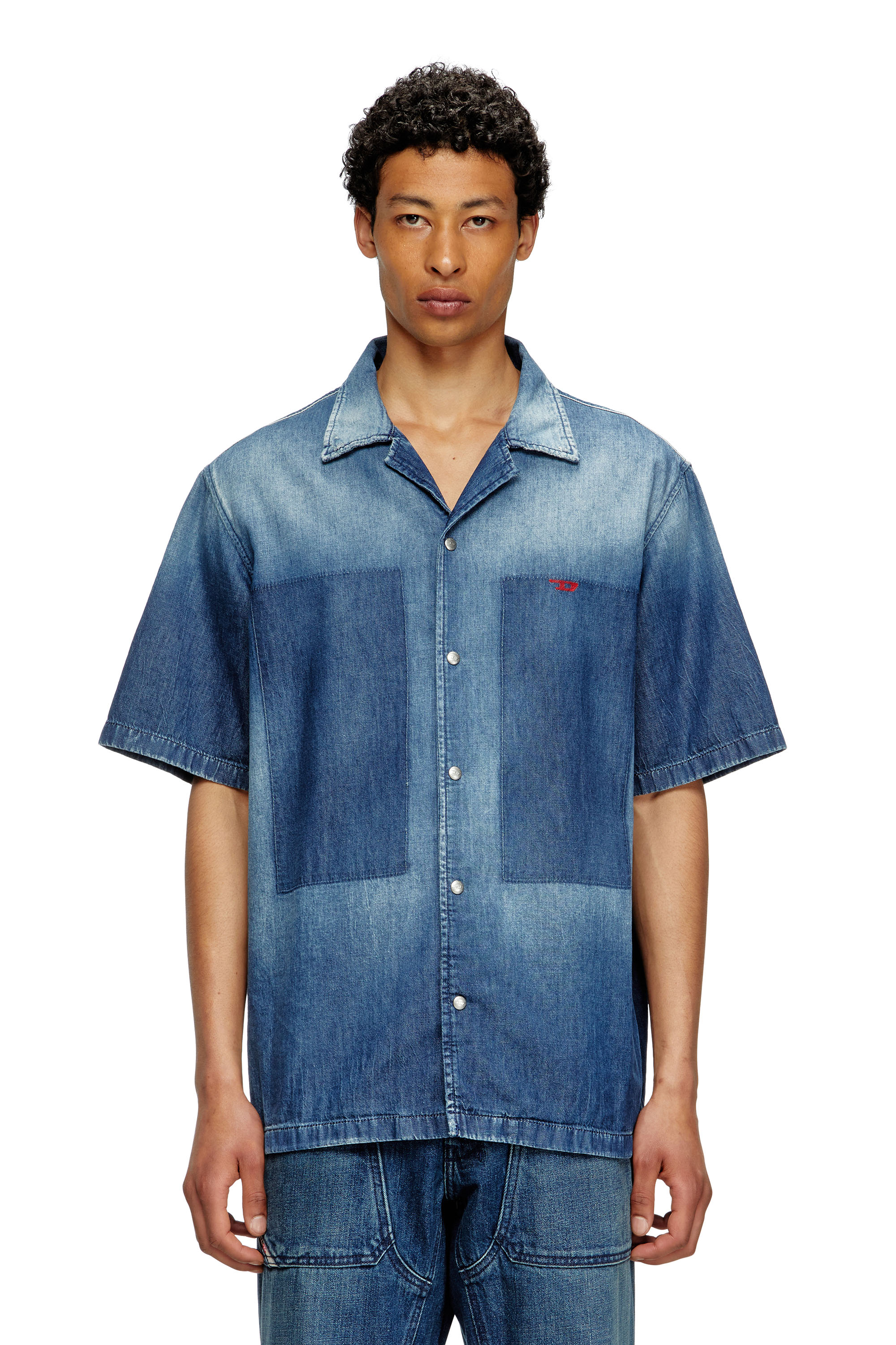 Diesel - D-NABIL-D, Chemise bowling en denim à effet contrasté Homme in Bleu - 1