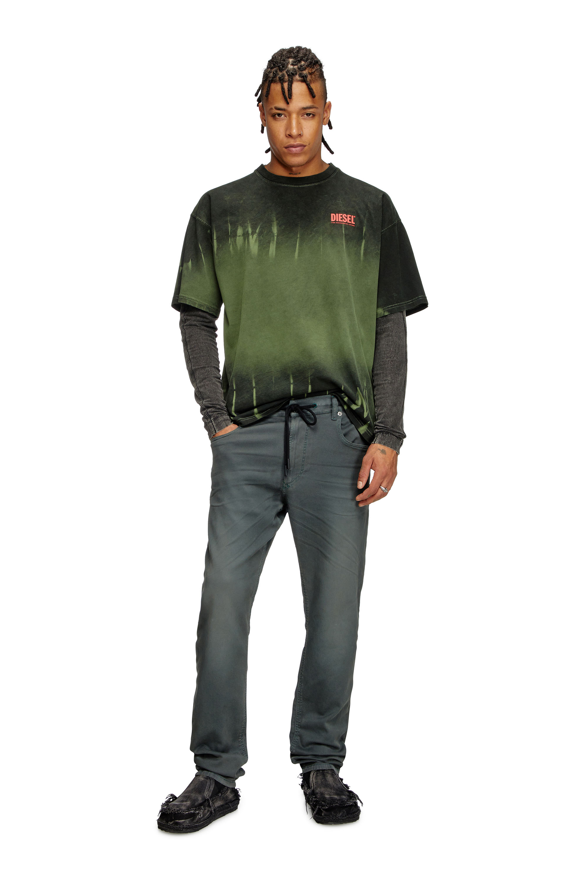 Diesel - Regular 2032 D-Krooley Joggjeans® 0670M Homme, Gris - Image 2