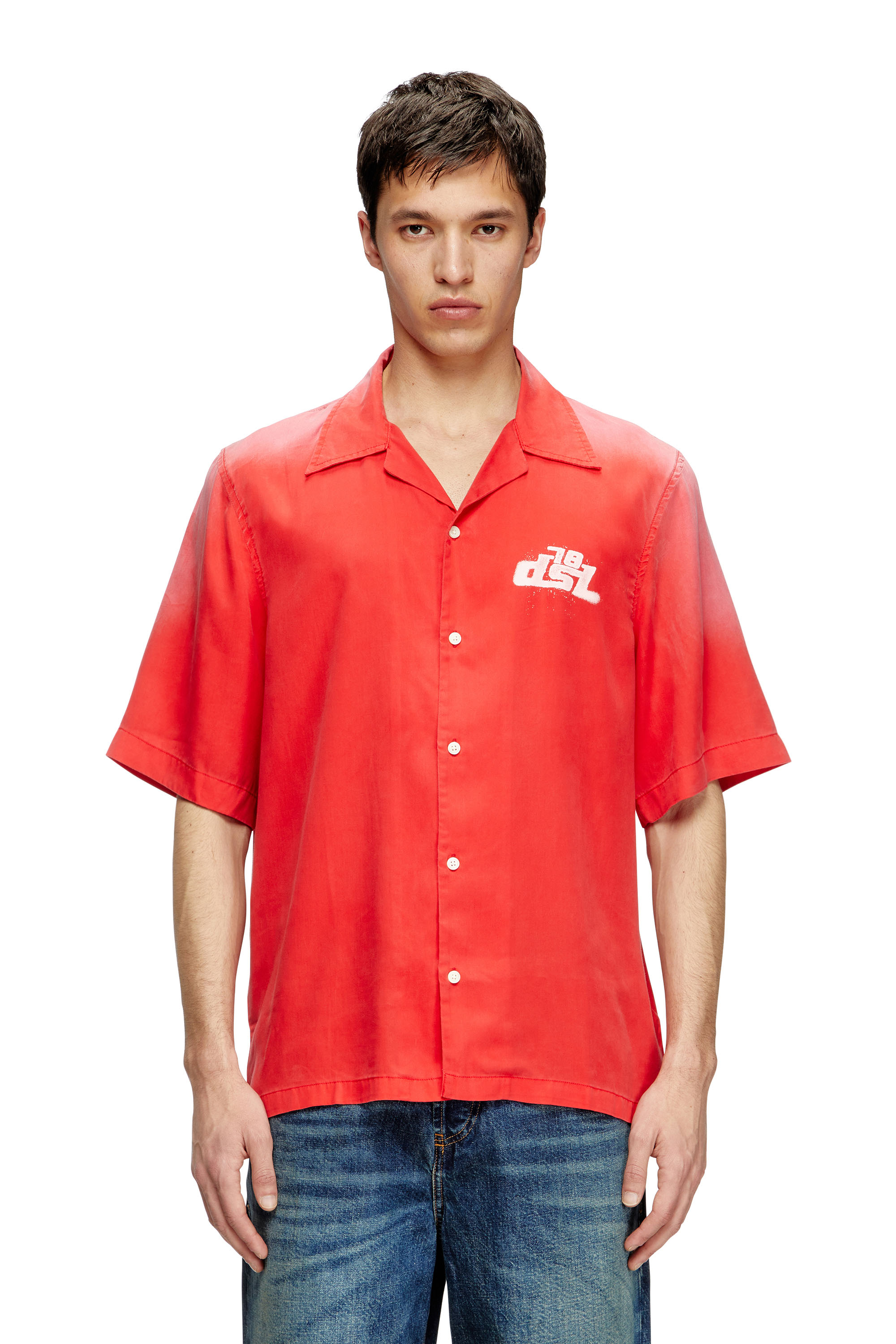 Diesel - S-ELLY, Chemise bowling délavée avec imprimés à logo Homme in Rouge - 1